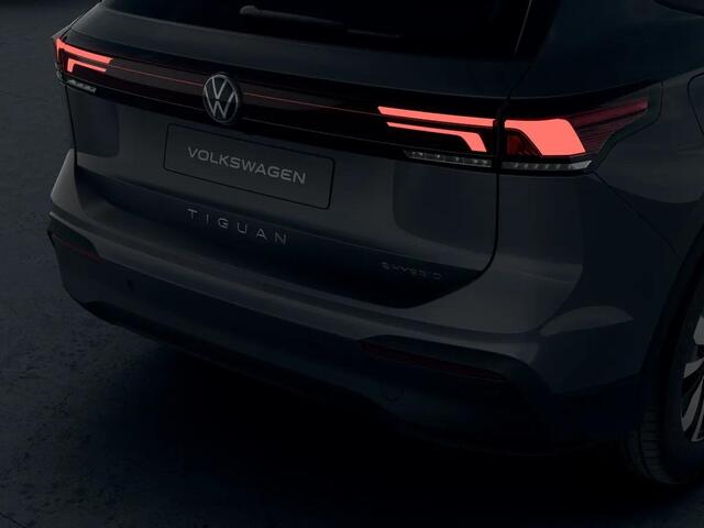 Volkswagen TIGUAN Limited Edition 1.5 eHybrid 150 kW / 204 PK SUV 6 Stoelverwarming | Trekhaak | 360 camera