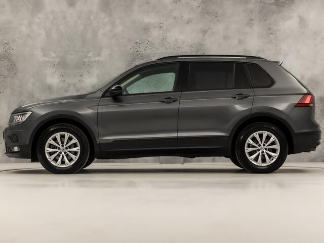 Volkswagen TIGUAN 1.4 TSI Sportline (APPLE CARPLAY, GROOT NAVI, CLIMATE, STOELVERWARMING, SPORTSTOELEN, GETINT GLAS, PARKEERSENSOREN, NIEUWSTAAT)