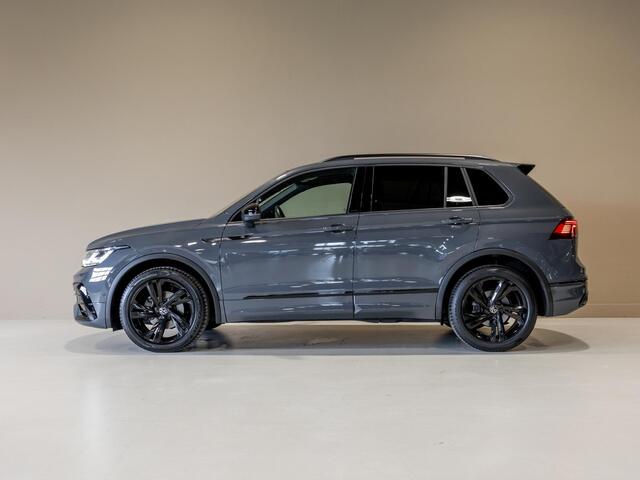 Volkswagen TIGUAN 1.5 TSI 2x R-Line Blackstyle / 150pk / Panorama dak / Stoel en stuurverwarming / Head-up display /