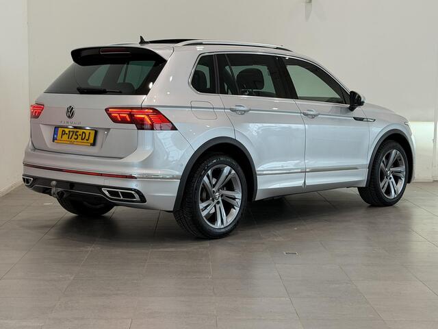 Volkswagen TIGUAN 1.5 TSI R-Line Business+ | Panoramdak | Trekhaak | Dodehoek Detectie | Achteruitrijcamera | Stoel- en stuurverwarming