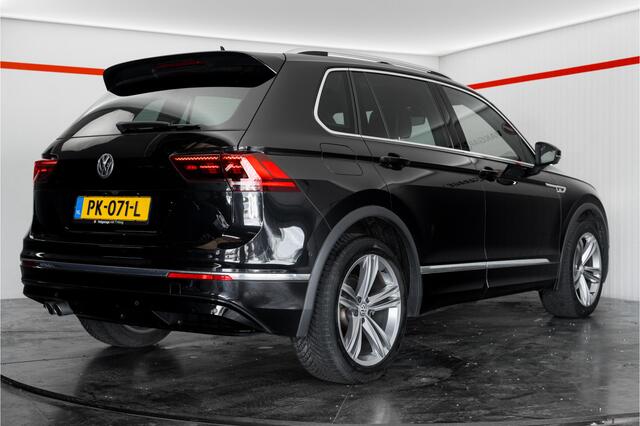Volkswagen TIGUAN R-Line|Panoramadak|Head-up|Virtualcockpit|Stoelverwarming