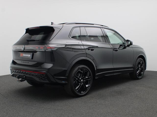 Volkswagen TIGUAN 1.5 eHybrid R-Line Edition 272PK DSG Pano-Schuifdak, Black Style, Trekhaak, 20" LM Velgen, Head-Up Display, Matrix LED-Verlichting, 360gr. Camera, Navi, Elektr. Achterklep