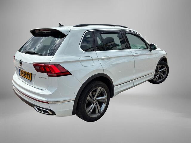 Volkswagen TIGUAN 1.4 TSI eHybrid 245pk DSG R-Line Business+ · Camera · Wegklapbare trekhaak · Apple/Android Car Play · Stoelverwarming · Navigatie · Elektr. achterklep · Garantie t/m 09-01-2027 of 100.000km