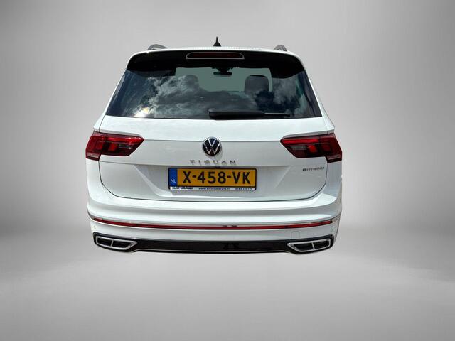 Volkswagen TIGUAN 1.4 TSI eHybrid 245pk DSG R-Line Business+ · Camera · Wegklapbare trekhaak · Apple/Android Car Play · Stoelverwarming · Navigatie · Elektr. achterklep · Garantie t/m 09-01-2027 of 100.000km