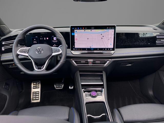 Volkswagen TIGUAN 1.5eHybrid 200kW/272PK R-Line Black Style DSG · Panoramadak · Leder · Trekhaak · Harman Kardon sound · Camera · Apple/Android Car Play · Verwarmde stoelen Voor & Achter · Stoelventilatie · Garantie t/m 10-06-2030 of 100000km.