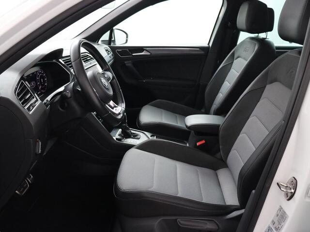 Volkswagen TIGUAN 1.4 TSI ACT Highline R-line Panodak | Dynaudio | Trekhaak | Virtual Cockpit
