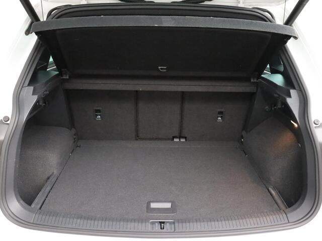 Volkswagen TIGUAN 1.4 TSI ACT Highline R-line Panodak | Dynaudio | Trekhaak | Virtual Cockpit