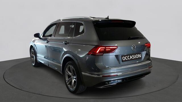 Volkswagen TIGUAN Allspace 1.5 TSI Highline Business R 7p. | Leer | Panoramadak | Trekhaak |