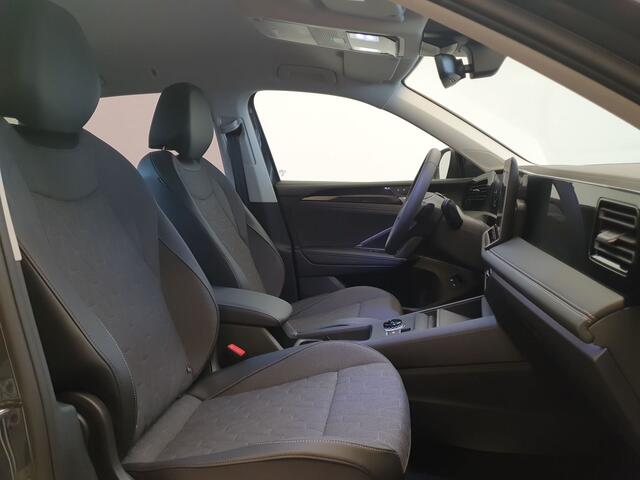Volkswagen TIGUAN 1.5 eHybrid Life Edition Wegklapbare trekhaak, ACC, 360 Camera