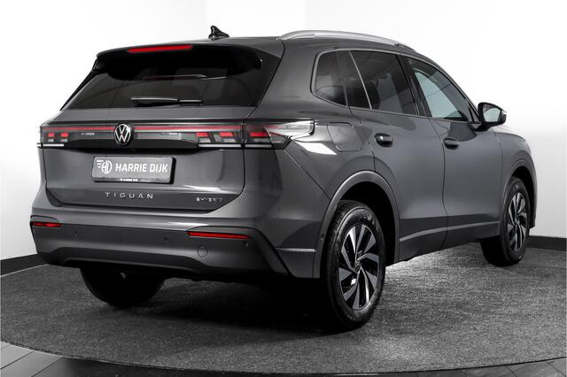 Volkswagen TIGUAN 1.5 eHybrid Life Edition | IQ Light | Dig. Cockpit | Adapt. Cruise | Stoel-+stuurverw. | 360 Camera | PDC | App. Connect | ECC | LM 17" | 6086