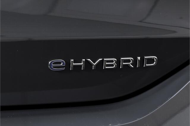 Volkswagen TIGUAN 1.5 eHybrid Life Edition | IQ Light | Dig. Cockpit | Adapt. Cruise | Stoel-+stuurverw. | 360 Camera | PDC | App. Connect | ECC | LM 17" | 6086