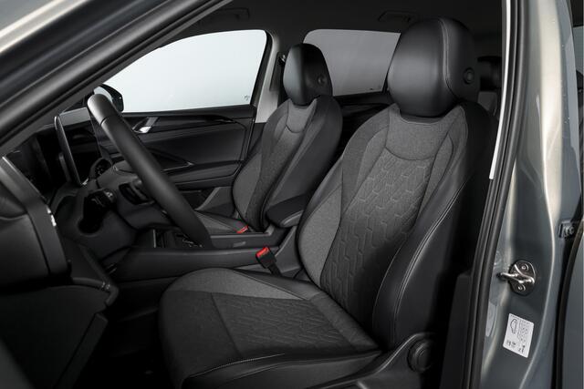 Volkswagen TIGUAN 1.5 eHybrid 204 PK Life Edition | Dig. Cockpit | Adapt. Cruise | Stoel-+stuurverw. | 360 Camera | PDC | App. Connect | ECC | LM 17" | 5439