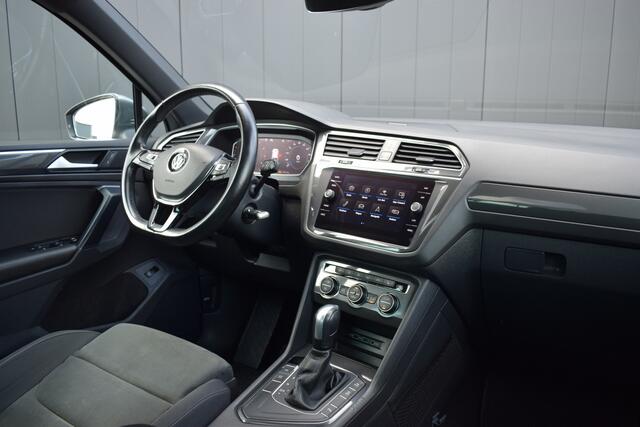 Volkswagen TIGUAN 1.5 TSi Automaat Highline R-Line LED | Virtual | Panoramadak | Carplay | Sportstoelen | Stoelverwarming