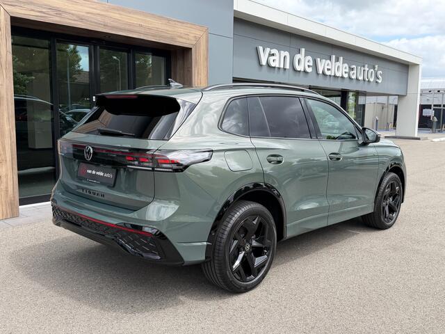 Volkswagen TIGUAN 1.5 eHybrid R-Line | Black line | 360 Camera | Trekhaak | Dode hoek | IQ light | Elek. klep | Rijklaar incl. garantie
