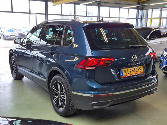 Volkswagen TIGUAN 1.5 TSI Active -150pk- Automaat | Dodehoek Assist | Voorraam-, Stuur- & Stoelverwarming | Rijklaarprijs incl. 1 jaar Bovag garantie