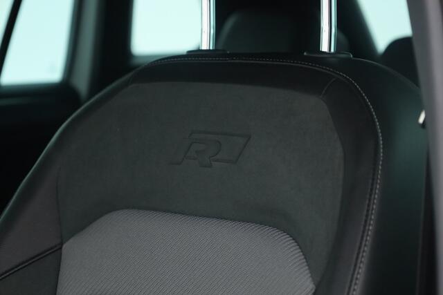 Volkswagen TIGUAN 1.5 TSI ACT R-Line | Rijklaar! | 2x R-Line | Trekhaak | Dig. Cockpit | Adapt. Cruise | Camera+PDC | Stoelverw. | LED | NAV+App.Connect | Elek. Spiegels