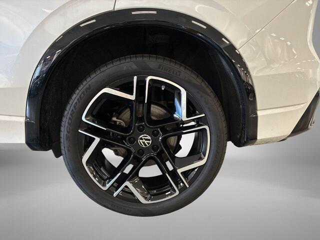 Volkswagen TIGUAN 1.5 eHybrid 204pk DSG R-Line Edition · Panoramadak · 360 Camera · Inklap. Trekhaak · Keyless · Dodehoeksensor · 19"Velgen · Garantie t/m 17-06-2030 of 100.000km
