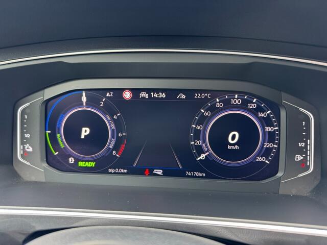 Volkswagen TIGUAN 1.4TSI eHybrid 245PK R-Line IQ-Light Virtual ACC Trekhaak Navi