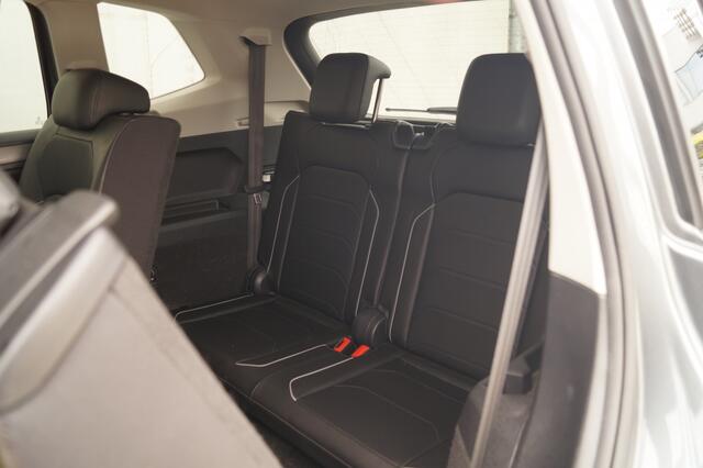 Volkswagen TIGUAN Allspace 1.5 TSI 150pk DSG Life Edition 7-persoons -LEER-ECC-PDC-