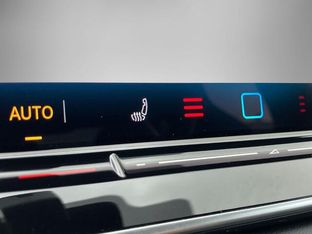 Volkswagen TIGUAN 1.5eTSI/150PK R-Line Black Style DSG · Panoramadak · Trekhaak · Apple/Android Car Play · Camera · Garantie t/m 30-09-2030 of 100000km.