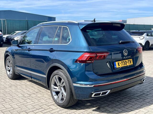 Volkswagen TIGUAN 1.5 TSI R-Line Business+ | Panoramadak | Camera | Carplay | 2 zone airco