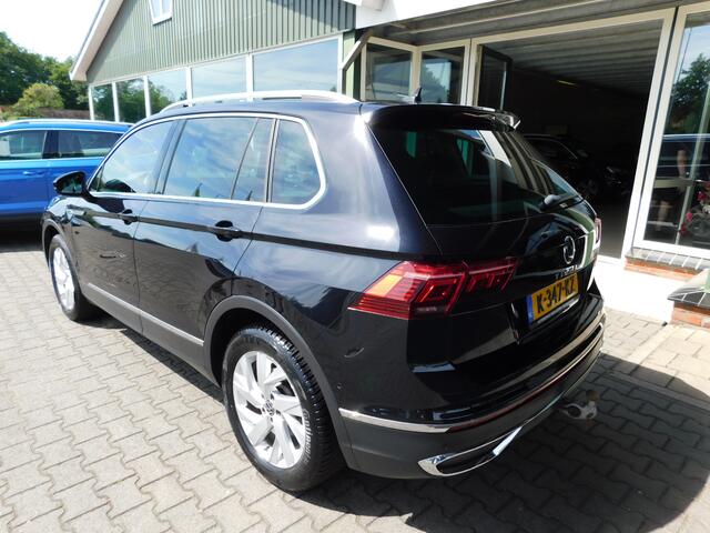 Volkswagen TIGUAN 1.5TSI 150PK DSG! ELEGANCE!! All-in Prijs! Trekhaa