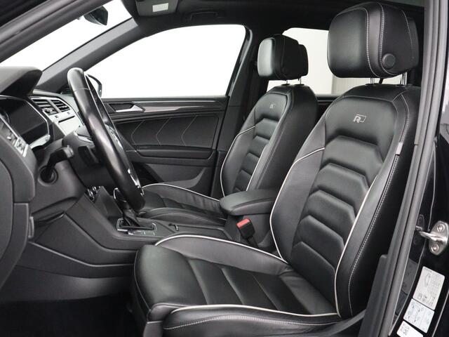 Volkswagen TIGUAN Allspace 1.5 TSI Highline Business R 7p. | Carplay | Panoramadak | Camera | Carplay | Navigatie | Adaptive cruise| Leer | Climate control | Elektrische laadklep |