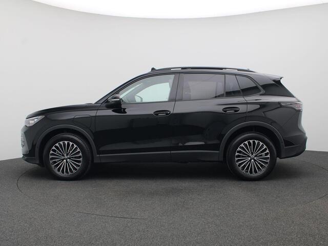 Volkswagen TIGUAN 1.5 eHybrid Life Edition 204PK DSG Trekhaak, 360gr. Camera, Keyless, Elektr. Achterklep, 18" LM Velgen, Side Assist, Stoel-Stuurverwarming