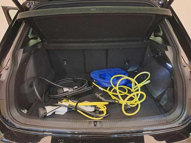 Volkswagen TIGUAN 1.4 TSI eHybrid 2X R-Line Panoramadak, Trekhaak, IQ light,