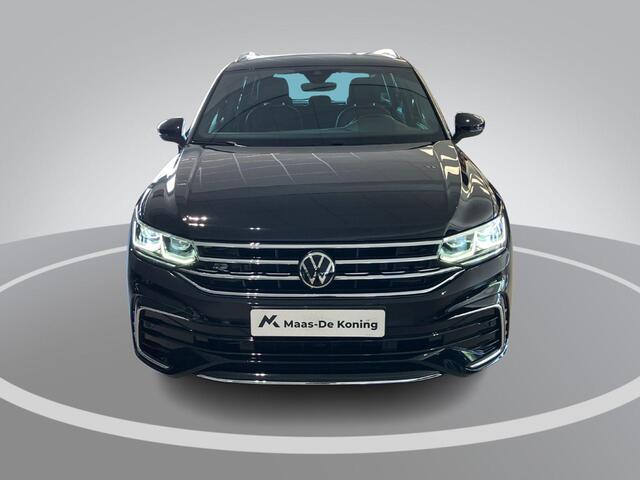 Volkswagen TIGUAN 1.4TSI eHybrid 245pk R-Line Business+ · Trekhaak · Navigatie · Apple/Android · Camera + Parkeersensoren · Garantie t/m 07-10-2026 of 100000km.