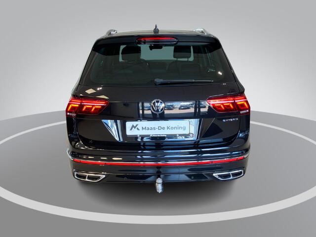 Volkswagen TIGUAN 1.4TSI eHybrid 245pk R-Line Business+ · Trekhaak · Navigatie · Apple/Android · Camera + Parkeersensoren · Garantie t/m 07-10-2026 of 100000km.