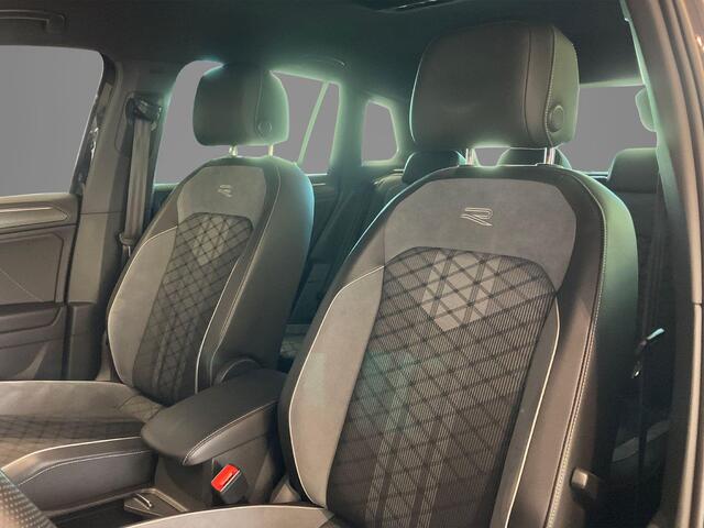 Volkswagen TIGUAN 1.4TSI eHybrid 245pk R-Line Business+ · Trekhaak · Navigatie · Apple/Android · Camera + Parkeersensoren · Garantie t/m 07-10-2026 of 100000km.