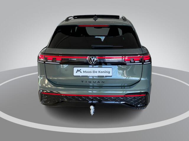 Volkswagen TIGUAN 1.5eHybrid 150kW/204PK R-Line Black Style · Panoramadak · Trekhaak · Apple/Android Car Play · Garantie t/m 14-08-2030 of 100000km.