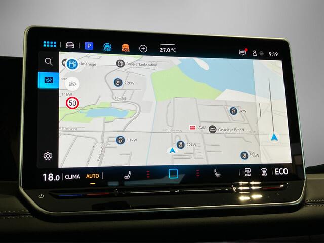 Volkswagen TIGUAN 1.5eHybrid 150kW/204PK R-Line Black Style · Panoramadak · Trekhaak · Apple/Android Car Play · Garantie t/m 14-08-2030 of 100000km.