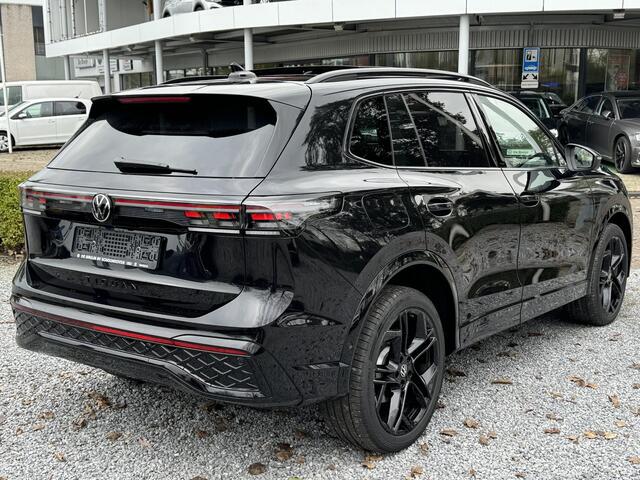 Volkswagen TIGUAN Hybrid 272pk DSG R-Line Blackstyle (Pano,Trekhaak,Harman,360,Headup)
