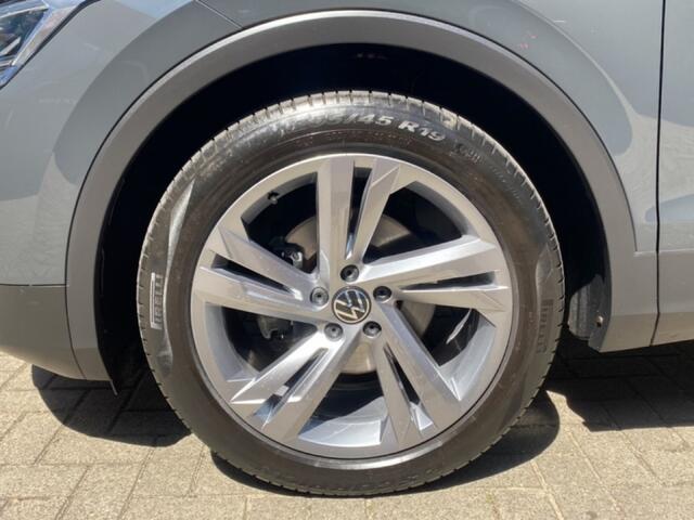 Volkswagen TIGUAN 1.5 TSI DSG LIFE BUSINESS TREKHAAK/CAMERA/ACC/STOEL+STUURVERW