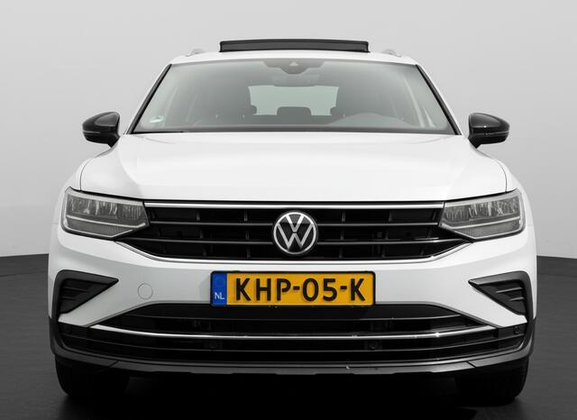 Volkswagen TIGUAN e-Hybrid 245PK DSG LIFE VIRTUAL/PANORAMADAK/TREKHAAK/HEAD-UP EL KLEP
