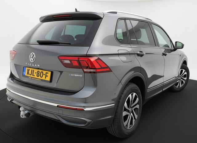 Volkswagen TIGUAN TSI 245PK HYBRIDE DSG LIFE TREKHAAK/NAVI/VIRTUAL/SFEERVERL.