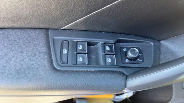 Volkswagen TIGUAN 2.0 TSI 4Motion Highline NL auto 1e eigenaar door ons geleverd en onderhouden DYNaudio R Line in en exterieur 20" Suzuka panoramadak discover pro navigatie LED Plus adaptief keyless entry elektrische achterklep spiegel pakket winterpakket verwarmbare voor