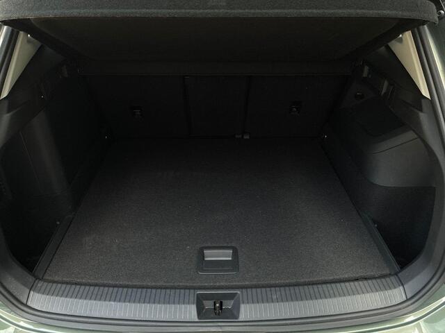 Volkswagen TIGUAN 1.5 eTSI 150pk DSG Life Business · 360 Camera · Inklap. Trekhaak · Keyless · Stuur- & Stoelverwarming · Elek. Achterklep · Alarmklasse 3 · Garantie t/m 30-09-2030 of 100.000km