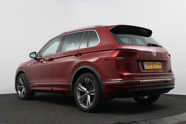 Volkswagen TIGUAN 1.4 TSI 150pk ACT DSG Comfortline Business R | Automaat | R-Line | Panoramadak | Winter Pakket |