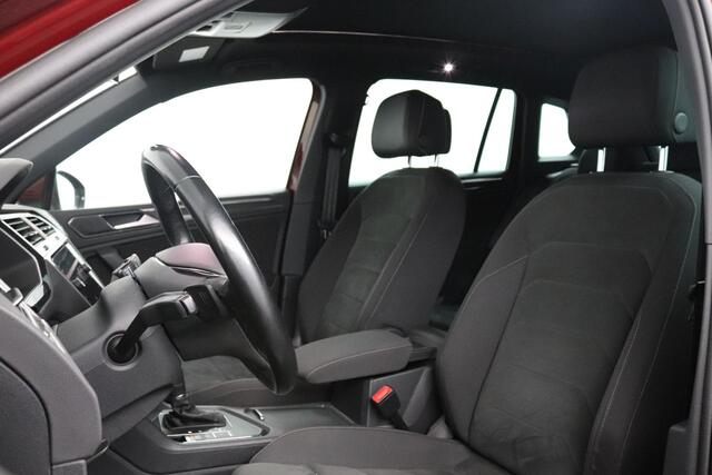 Volkswagen TIGUAN 1.4 TSI 150pk ACT DSG Comfortline Business R | Automaat | R-Line | Panoramadak | Winter Pakket |