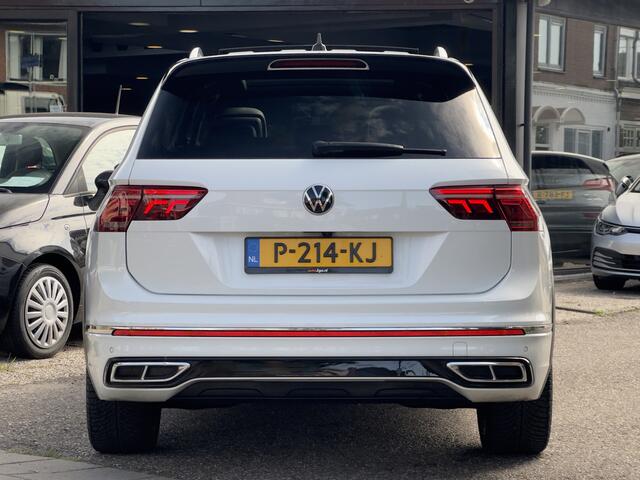 Volkswagen TIGUAN Allspace 1.5 TSI AUT7 2X R-LINE + 7PERS PANODAK NAVI CAMERA DIGI-DASH APPLE-CARPLAY HEAD-UP LED LMV PDC