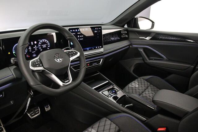 Volkswagen TIGUAN R-Line Edition 1.5 TSI eHybrid 272pk DSG Automaat Trekhaak, Panoramadak, Navigatie, Adaptive cruise control, Black Style, Achteruitrijcamera, Elektriche achterklep