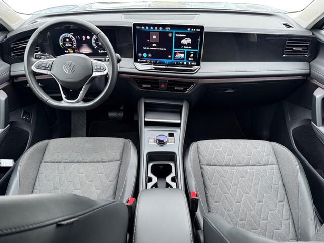 Volkswagen TIGUAN 1.5 eHybrid Life edition I Carplay I ACC I Keyless
