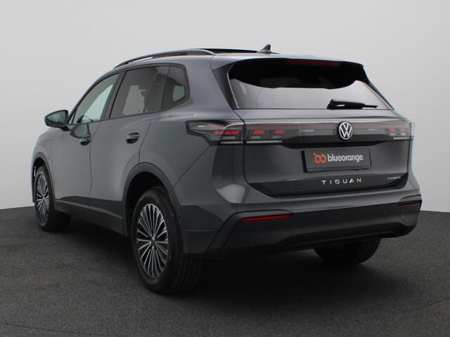 Volkswagen TIGUAN 1.5 eHybrid Life Edition 204PK DSG Panoramadak, Trekhaak, 360gr. Camera, Zwarte hemelbekleding, 18" LM Velgen, Navi via Apple Carplay/Android Auto, Keyless, Elektr. Achterklep, Side Assist