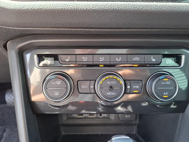 Volkswagen TIGUAN 1.4 TSI ACT Comfortline Business R-Line | Nieuw binnen! | Virtual Cockpit | Stoelverwarming | Pano