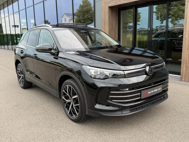 Volkswagen TIGUAN 1.5 eHybrid Elegance 204pk | Trekhaak | 20 Inch | 360 Camera | Panoramadak | Dode hoek | Elek. klep | incl. verlengde garantie