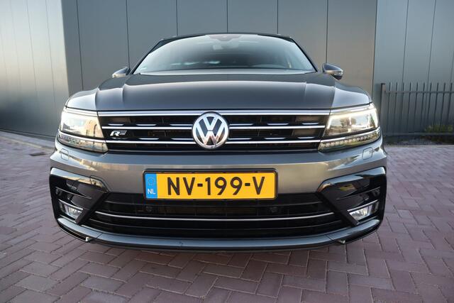 Volkswagen TIGUAN 1.4 TSI ACT R-LINE Highline Automaat Panoramadak Advance Pakket Electrische achterklep Afneembare Trekhaak Etc.