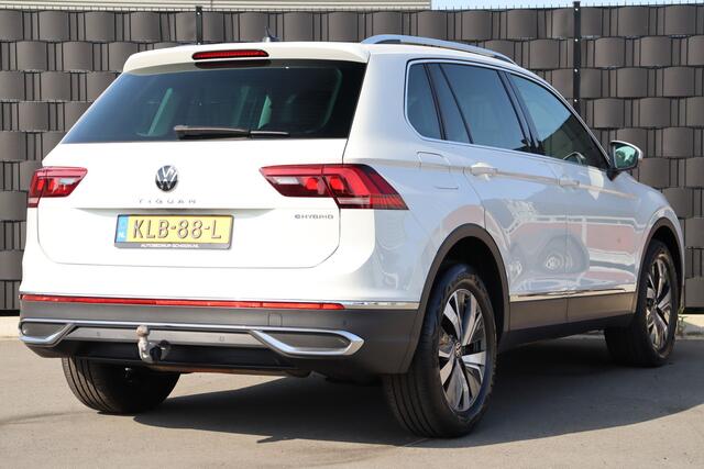 Volkswagen TIGUAN 1.4 TSI eHybrid Business+ PHEV | Adap. Cruise | Stoel-/Stuurverwarming |Elek. Trekhaak | Navigatie